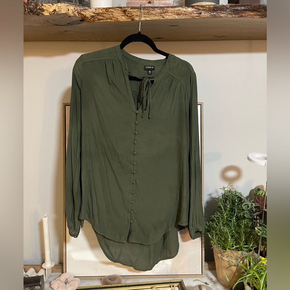 Torrid Dark Green Button-Down Blouse